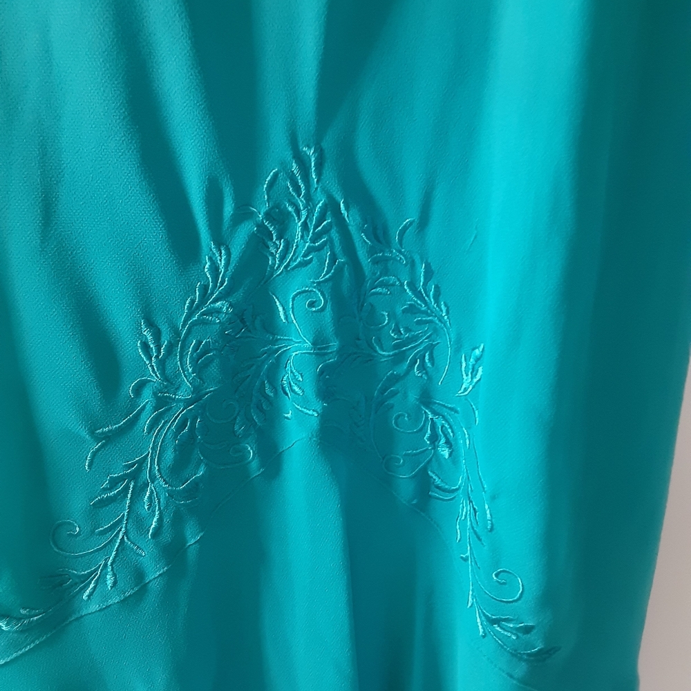 DRESS - Picture 2 of 5